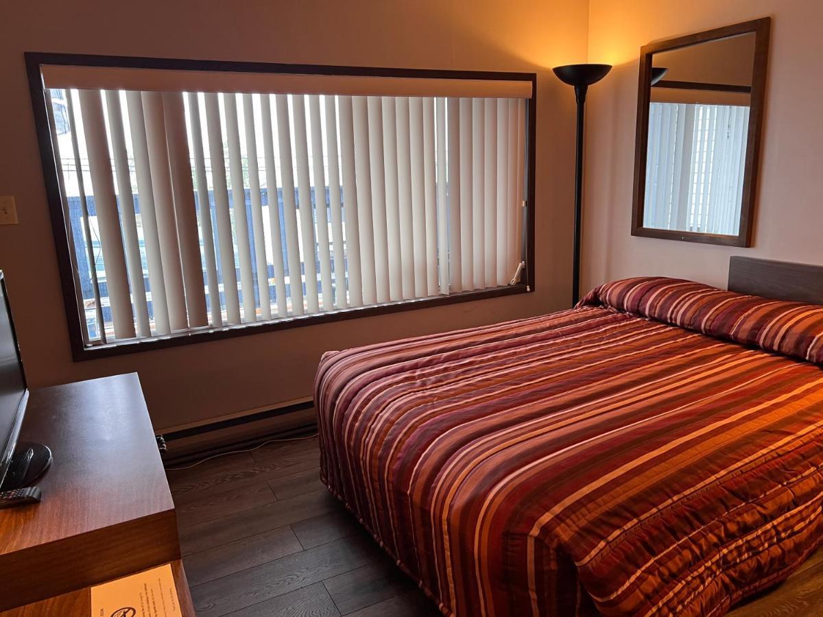 Queen Charlotte Sea Raven Motel מראה חיצוני תמונה